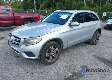 2016 Mercedes-Benz Glc 300 z USA, uszkodzony, nr VIN WDC0G4JB0GF071428